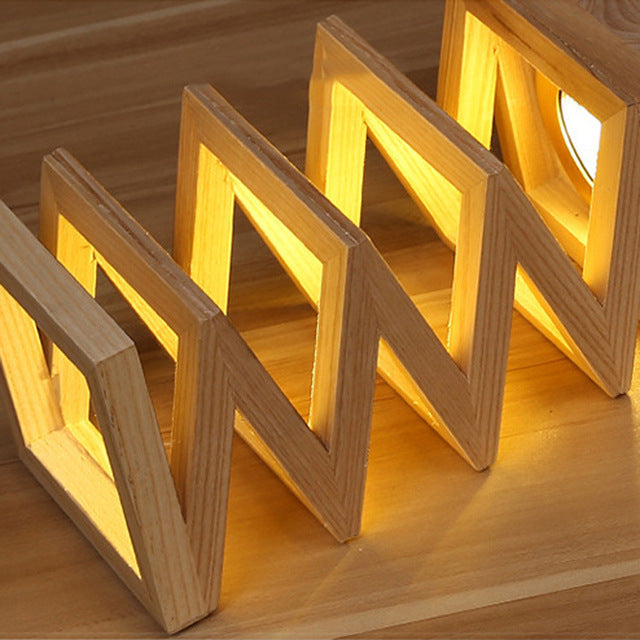 Wooden ZIG-ZAG Lighting Fixture