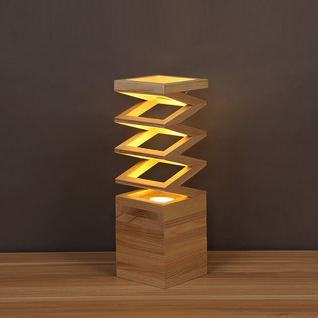 Creative solid wood table lamp